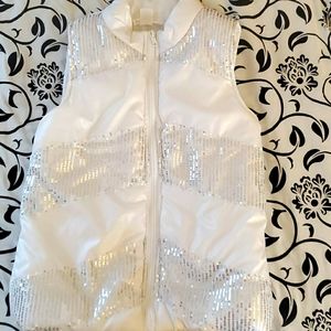 White puffer jacket